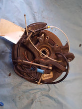 Load image into Gallery viewer, REAR HUB WITH SPINDLE 325ci 325i 328i 330ci 330i 330xi 335i 06-13 Left - MRK421475
