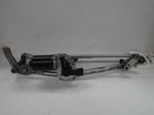 Load image into Gallery viewer, WIPER TRANSMISSION BMW 325i 328i 335i 323i 330i 2006 06 2007 07 08 09 10 11 - MRK421490
