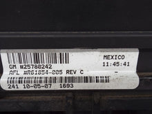 Load image into Gallery viewer, Fuse Box Chevrolet HHR 2008 - MRK421725
