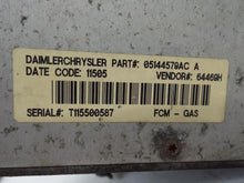 Load image into Gallery viewer, Fuse Box Dodge Caravan 2005 - MRK421827
