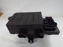 Load image into Gallery viewer, Fuse Box  FORD F150 PICKUP 2004 - MRK423251
