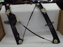 Load image into Gallery viewer, Power Window Motor  BMW X5 2009 - MRK423712

