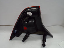 Load image into Gallery viewer, TAIL LIGHT LAMP ASSEMBLY Ford Focus 2005 05 2006 06 2007 07 Right - MRK432890
