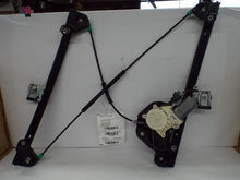 Load image into Gallery viewer, FRONT DOOR WINDOW REGULATOR Cadillac SRX 04 05 06 Right - MRK432989
