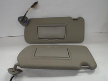 Load image into Gallery viewer, Interior Sun Visors Cadillac SRX 2005 - MRK433032
