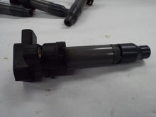 Load image into Gallery viewer, Ignition Coil Cadillac SRX 2005 - MRK433033
