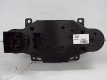 Load image into Gallery viewer, TEMPERATURE CONTROLS Ford Fiesta 2011 11 2012 12 2013 13 - MRK441724
