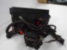 Load image into Gallery viewer, Fuse Box Ford Fusion 2010 - MRK441823

