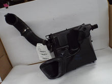 Load image into Gallery viewer, Air Cleaner Box Chevrolet Cruze 2015 - MRK441897
