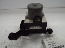 Load image into Gallery viewer, ABS ANTI-LOCK BRAKE PUMP Volkswagen Tiguan 2010 10 2011 11 - MRK442224
