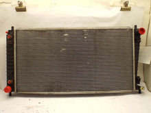 Load image into Gallery viewer, RADIATOR Expedition F150 Pickup LT Navigator 2004-2008 AT - MRK442355
