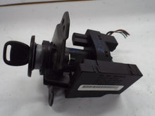 Load image into Gallery viewer, Ignition Switch Chevrolet Malibu 2005 - MRK442525
