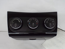 Load image into Gallery viewer, REAR TEMPERATURE CONTROLS Sebring Avenger 200 10 11 12 13 14 - MRK442606
