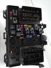Load image into Gallery viewer, Fuse Box Ford Fusion 2014 - MRK442707
