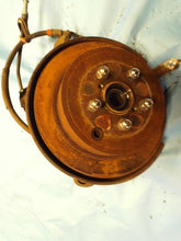 Load image into Gallery viewer, REAR HUB WITH SPINDLE Forester Impreza 09 10 11 12 13 14 Left - MRK442748
