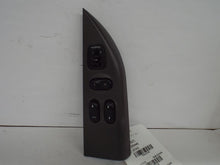 Load image into Gallery viewer, FRONT DOOR WINDOW SWITCH Ford F150 Pickup 00 01 02 Left - MRK442788
