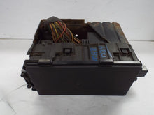 Load image into Gallery viewer, Fuse Box  FORD F150 PICKUP 2000 - MRK442790
