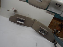 Load image into Gallery viewer, Interior Sun Visors Jeep Liberty 2005 - MRK442917
