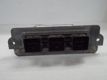Load image into Gallery viewer, ECU ECM COMPUTER Ford Escape Mercury Mariner 2006 06 - MRK442944
