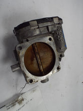 Load image into Gallery viewer, THROTTLE BODY CLK430 CLK500 ML500 SL55 01 - 06 - MRK443108
