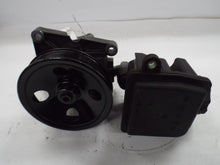 Load image into Gallery viewer, POWER STEERING PUMP C240 CLK320 01 02 03 04 05 - MRK443127
