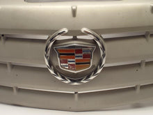Load image into Gallery viewer, GRILLE Cadillac CTS 2003 03 2004 04 2005 05 2006 06 2007 07 - MRK443680
