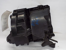 Load image into Gallery viewer, FUSE BOX Nissan Rogue 2008 08 2009 09 2010 10 - MRK443975
