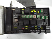 Load image into Gallery viewer, Fuse Box Dodge Caravan 2005 - MRK443997
