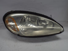 Load image into Gallery viewer, HEADLIGHT LAMP ASSEMBLY Chrysler PT Cruiser 01 02 03 04 05 Right - MRK444035

