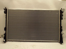 Load image into Gallery viewer, RADIATOR Ford Edge Taurus Taurus X Lincoln MKS MKX 2007-2015 - MRK444090
