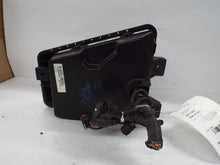 Load image into Gallery viewer, FUSE BOX Hyundai Genesis 2009 09 2010 10 2011 11 - MRK444180
