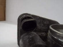 Load image into Gallery viewer, THROTTLE BODY BMW 745I 545I X5 2002 02 03 04 05 06 - MRK444609
