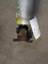Load image into Gallery viewer, REAR DRIVE SHAFT Commander Grand Cherokee 05 06 07 08 09 10 - MRK444640
