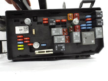 Load image into Gallery viewer, Fuse Box Buick Lucerne 2011 - MRK444705
