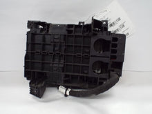 Load image into Gallery viewer, Fuse Box Chevrolet Malibu 2016 - MRK451168
