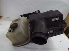 Load image into Gallery viewer, Air Cleaner Box Lincoln Navigator 2012 - MRK451258
