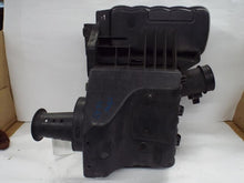 Load image into Gallery viewer, Air Cleaner Box Lincoln Navigator 2012 - MRK451258
