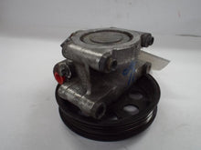 Load image into Gallery viewer, Power Steering Pump Lincoln Navigator 2012 - MRK451278
