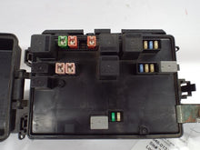 Load image into Gallery viewer, Fuse Box Dodge Charger 2010 - MRK451413
