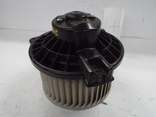 Load image into Gallery viewer, BLOWER MOTOR Tundra Sequoia 01 02 03 04 05 06 07 - MRK451526
