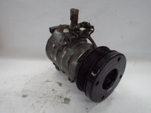 Load image into Gallery viewer, AC COMPRESSOR TOYOTA TUNDRA 00 01 02 03 04 05 06 - MRK451600
