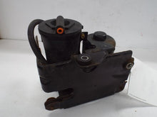Load image into Gallery viewer, Suspension Air Compressor Pump Lincoln Navigator 2012 - MRK451887
