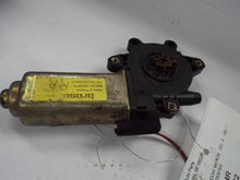 Load image into Gallery viewer, Power Window Motor  LAND ROVER 2003 - MRK452084
