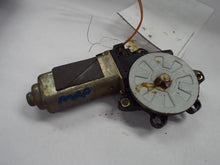 Load image into Gallery viewer, Power Window Motor  LAND ROVER 2003 - MRK452084
