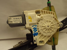 Load image into Gallery viewer, FRONT DOOR WINDOW REGULATOR POWER Audi Q7 07 08 09 10 11 12 Left - MRK452275
