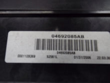 Load image into Gallery viewer, Computer Jeep Commander 2006 - MRK452325

