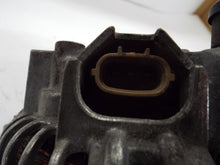 Load image into Gallery viewer, ALTERNATOR SUBARU FORESTER IMPREZA 1999 99 00 01 02 - MRK452381
