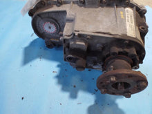 Load image into Gallery viewer, TRANSFER CASE Jeep Commander Grand Cherokee 05 06 07 08 09 10 - MRK452456
