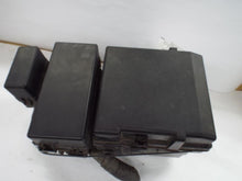 Load image into Gallery viewer, FUSE BOX Nissan Pathfinder 2008 08 - MRK452565
