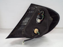Load image into Gallery viewer, TAIL LIGHT LAMP ASSEMBLY Camry 2002 02 2003 03 2004 04 Left - MRK452584
